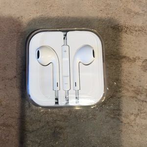 Apple Headphones